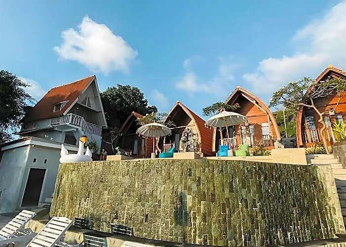 ホリデーパーク Permata Hill Nusa Penida 3*